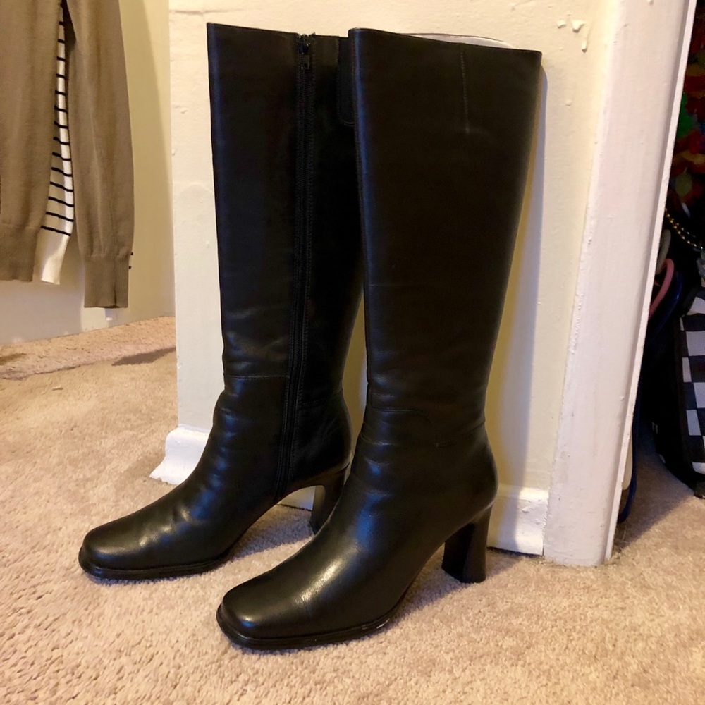 NWOT - Jennifer Moore Black Leather Boots - Sz 8.5